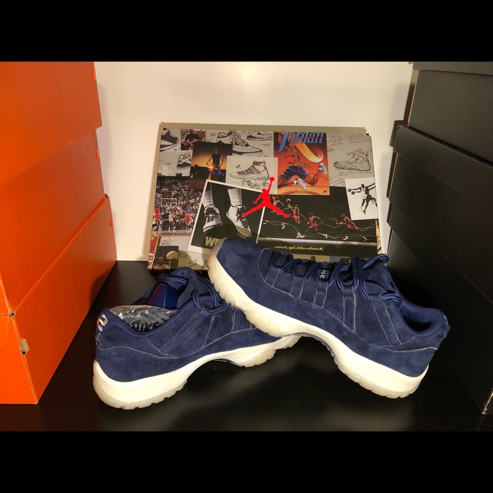 Jordan 11 Low Jeter
